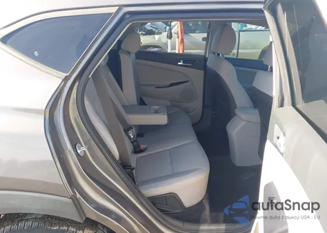 2020 Hyundai Tucson Value z USA, uszkodzony, nr VIN KM8J33A4XLU141326